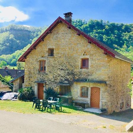 Gite Des Reculees Ladoye-sur-Seille Exteriér fotografie