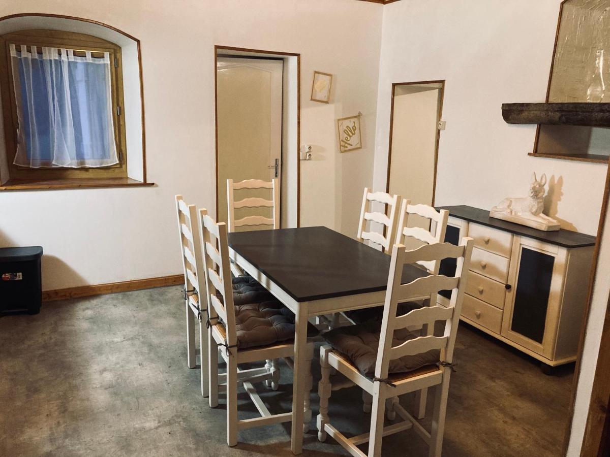 Gite Des Reculees Ladoye-sur-Seille Exteriér fotografie