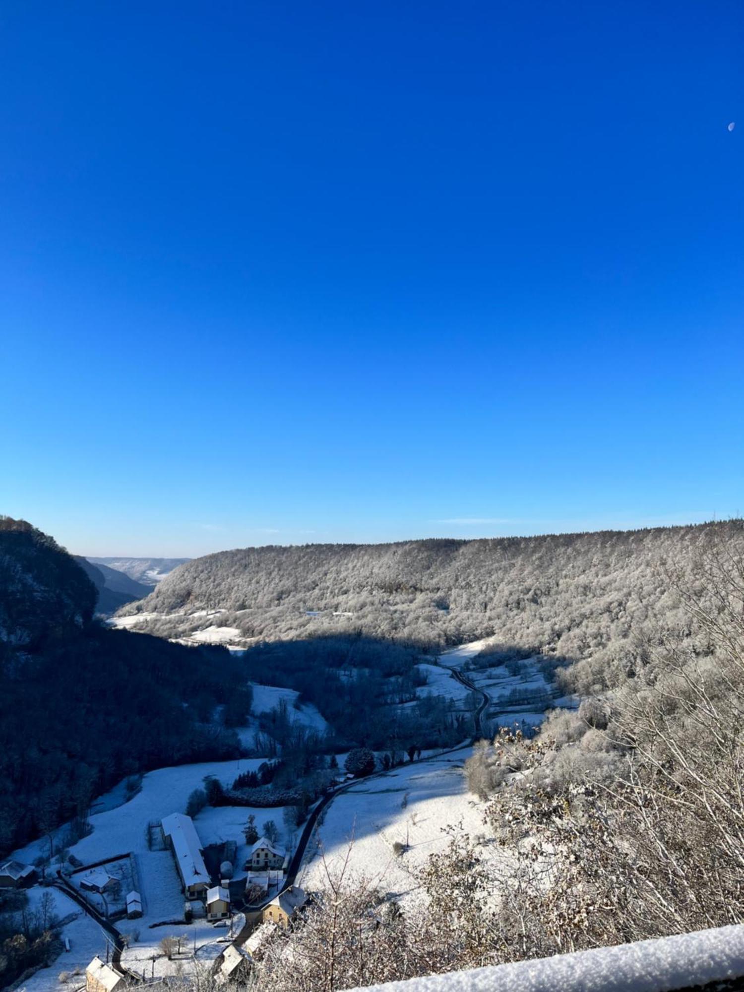 Gite Des Reculees Ladoye-sur-Seille Exteriér fotografie